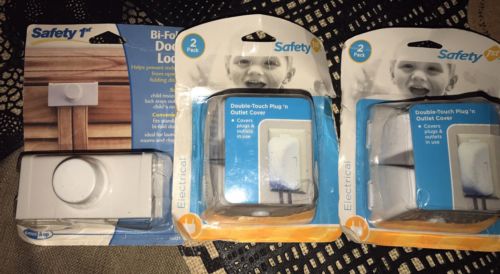 Lot of 3 Safety 1st Child Proofing Outlet Covers / Locks