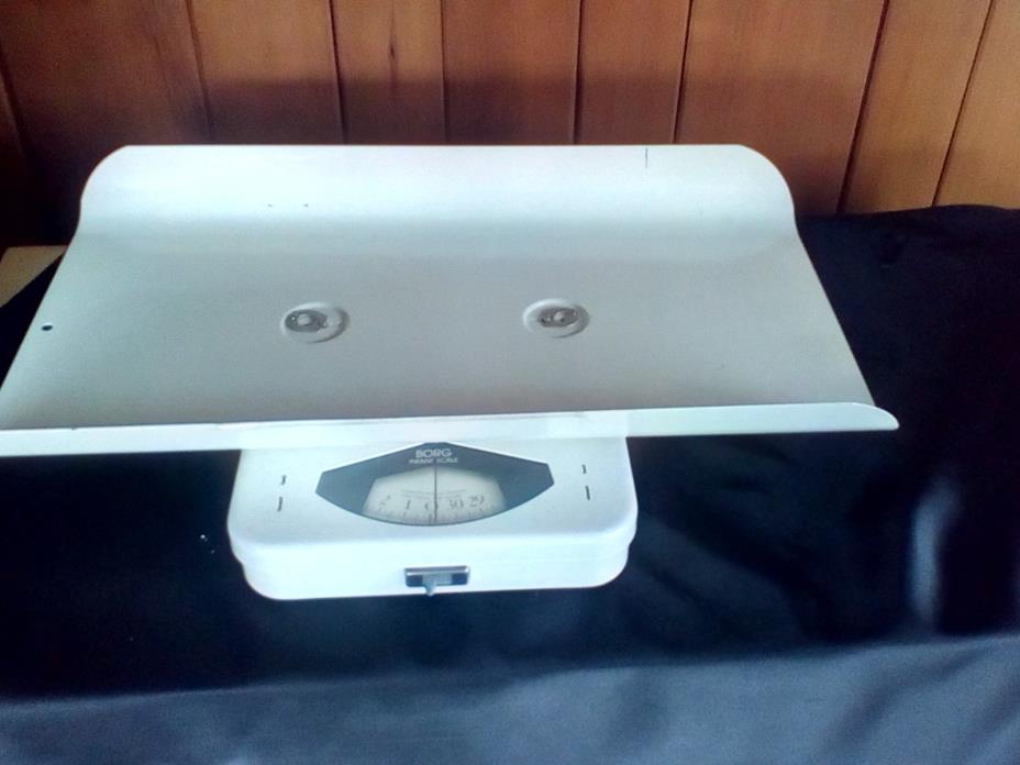 Vintage Borg Baby Infant Nursery Weight Scale Capacity 30 Pounds By Ounces