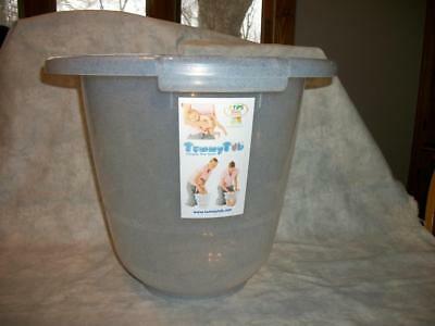 A402 Tummy Tub Baby Bath Infants Clear Plastic Baby Feels Warm Safe Relaxed