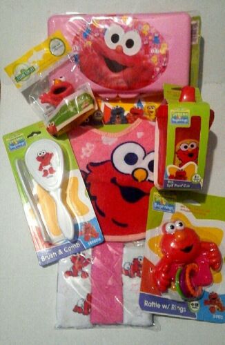 Sesame Beginnings Baby Gift Set 7 pcs Elmo (Red/Pink)