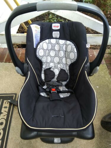 Britax B-SAFE Infant/Baby Car Seat with  Base  2013 ** missing HOOD**