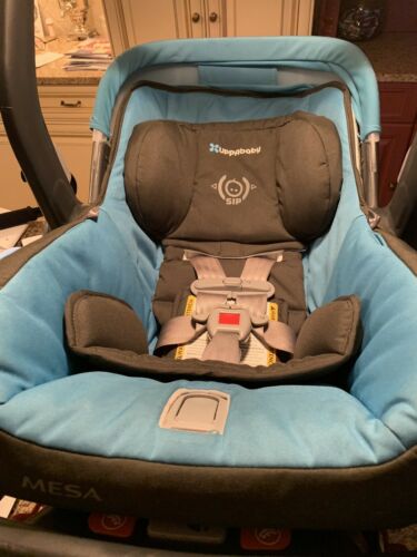 Barely Used UPPAbaby Mesa 0225-JKE Car Seat