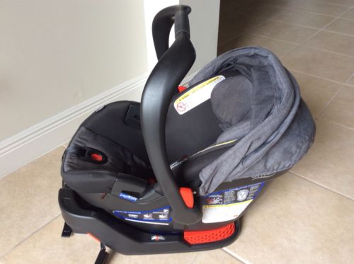 Britax B-safe 35 Elite Infant Car Seat With Base