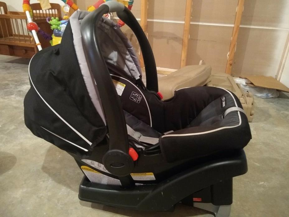 Graco SnugRide Click Connect 35 Infant Car Seat - Gotham