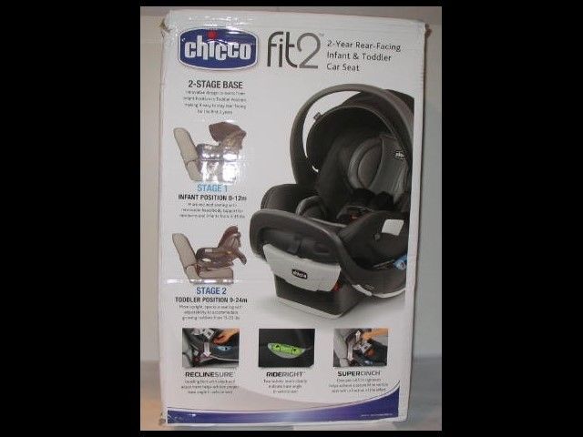 BRAND NEW Chicco Fit2 Infant & Toddler Car Seat in Terazza