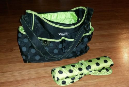 Graco diaper bag black green adjustable shoulder strap with changing pad