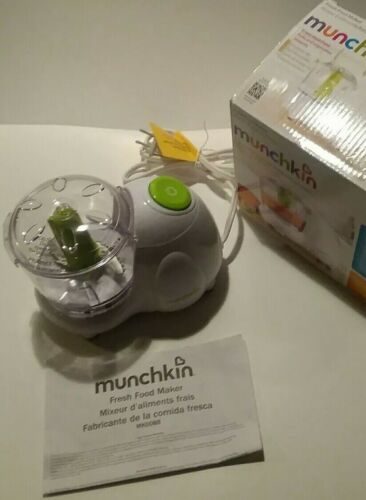Munchkin Fresh Baby Food Maker finely mash puree fruits and vegetables