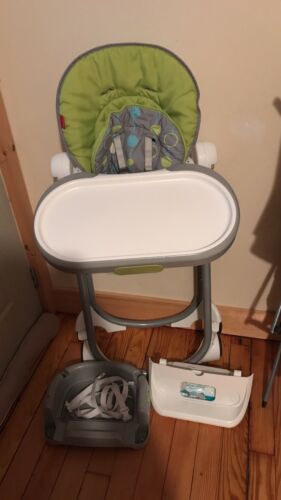 $127.99 Fisher-Price 4-in-1 Total Clean High Chair, Green/Gray