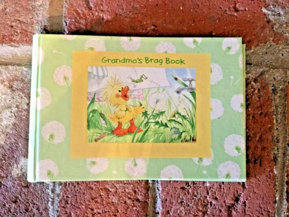 New Early 2000’s Suzy’s Zoo Grandma’s Brag Book Small Photo Album Baby Duck