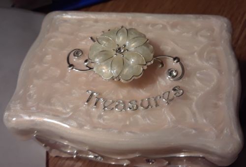 Demdaco Nat&Jules little treasures keepsake box 4x3