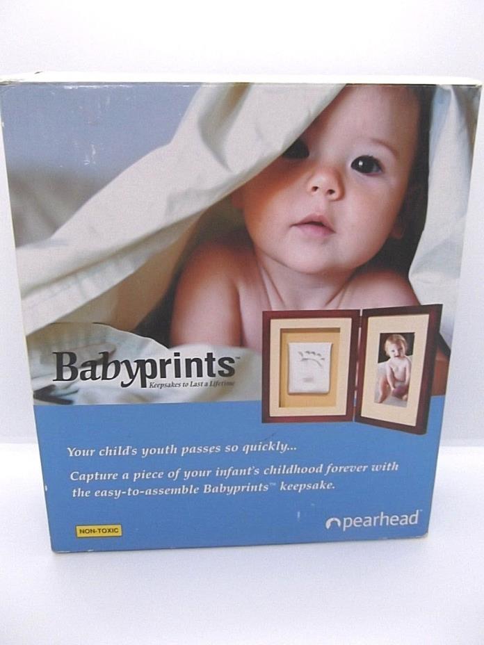 Pearhead Babyprints Newborn Handprint and Footprint Deluxe Desk Frame
