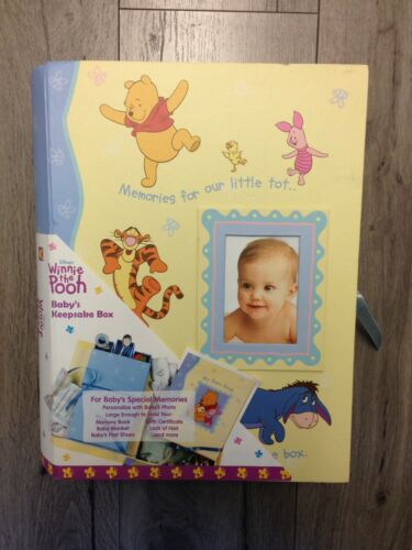 Winnie The Pooh Baby's Keepsake Box RARE From 2000's