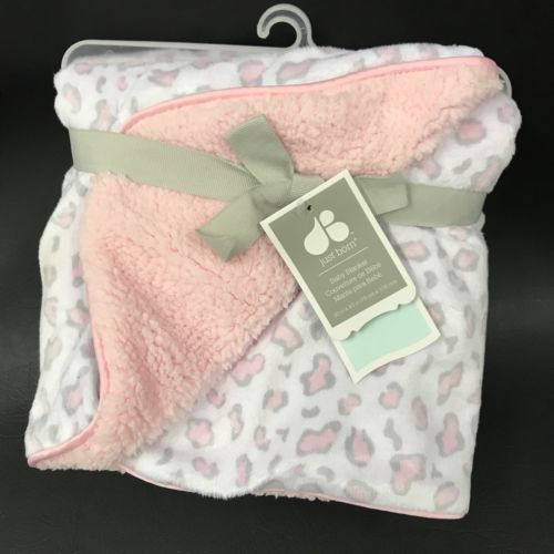 NWT Just Born Cheetah Leopard Print Cheetah Pink White Gray Baby Blanket Sherpa