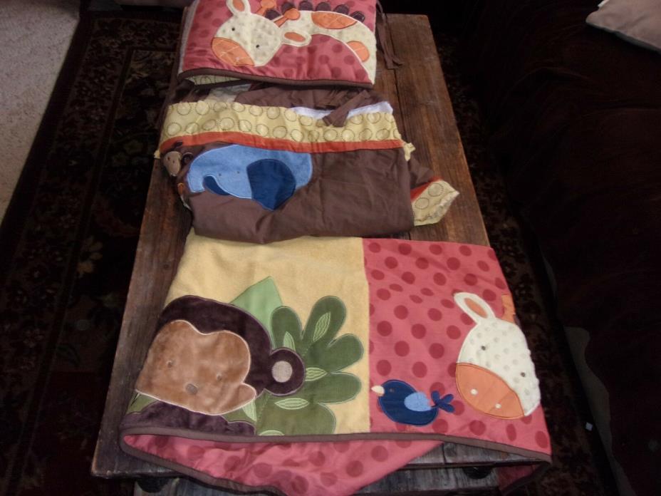 Crib bumper pad and valance for window. Kids Line. Animal Characters.