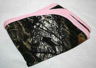 Mossy Oak Camo PInk Baby Blanket, Camouflage Infant Girl