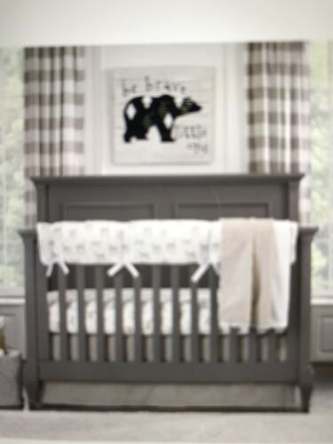 Liz And Roo Premium Baby Bedding 4 Piece Bumperless Bedding Set