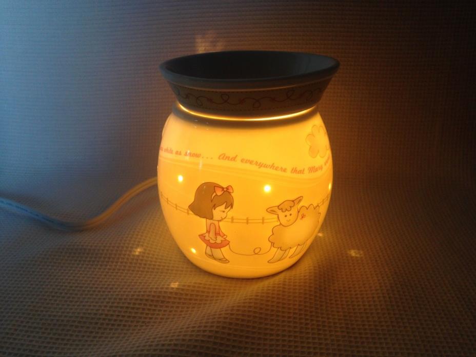 Scentsy Mary Had a Little Lamb Warmer Night Light Luminaire Bulb on off Switch