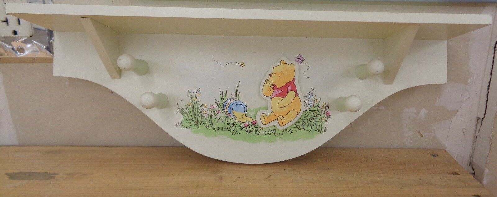 Disney Baby - Winnie The Pooh - Nursery - Wall Shelf With 4  Pegs Adorable