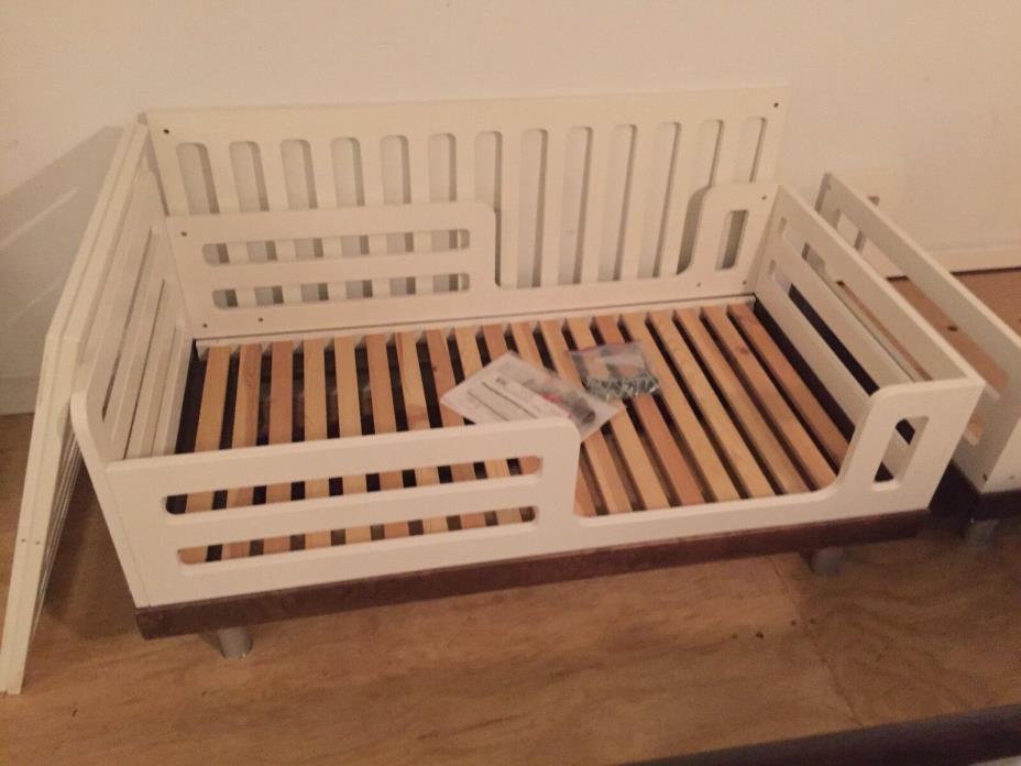 OUEF Classic Toddler Bed, Great condition, 54.25