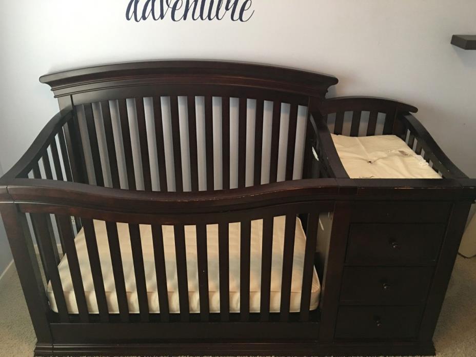 Convertible Crib/dresser/mattress nursery set-Espresso Finish, Sorelle (Verona)