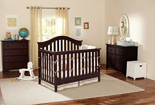 Baby Crib Bed Nursery Espresso  4-in-1 Convertible Design Graco Sweet Dreams