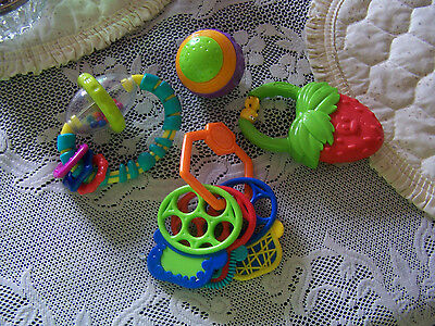 Baby toys Rhino Oball Grip Teethe Keys Infantino Vibrating Strawberry Bright Sta