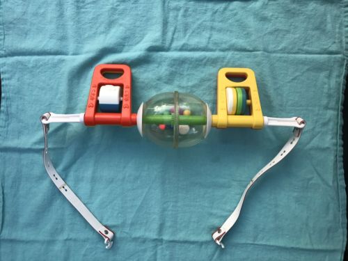 Fisher Price 1984 Vintage Baby Infant Crib Playpen Activity Toy Rattle Spin Toys