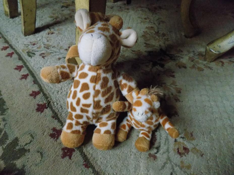 Lot Cloud B Gentle Giraffe Sound Machine Travel Baby Soother Plush Toy & Rattle