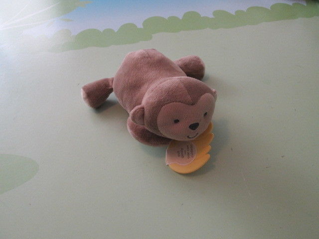 Carters Child of Mine Monkey Bananas Brahms Lullaby Musical Plush Crib Pull Toy