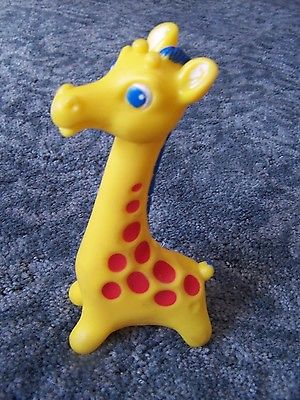 Ledraplastic Vanilla the giraffe
