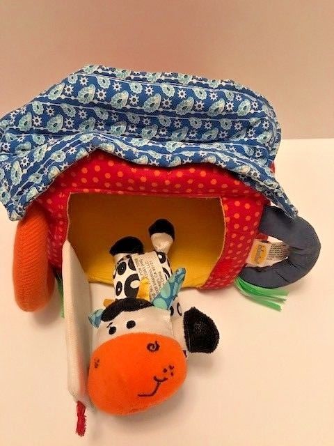 Infantino Toys from San Diego 2006 plush soft toy barn with little cow inside