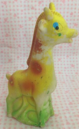 Vintage Baby Toy Giraffe Squeaker Squeaky Taiwan Dog Works White Base