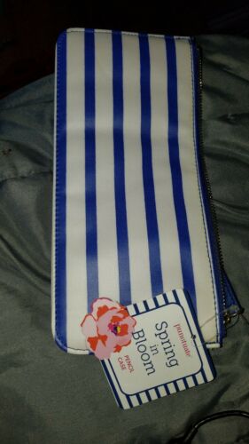 ?Limited? Barnes and Noble EXCLUSIVE ? Punctuate Spring in Bloom Pencil Pouch