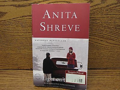 2005 BOOK  LIGHT ON SNOW BY ANITA SHREVE PAPERBACK VERY GOOD SHAPE