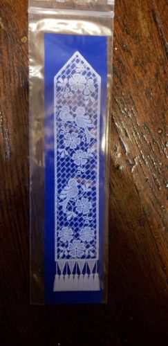 White Bible/book  Bookmark Handmade Lace Crochet Birds