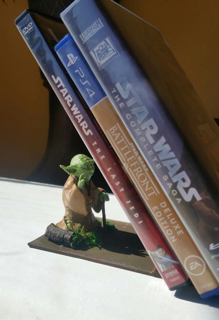 Star Wars Yoda Book Holder, 3D printed