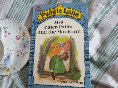 Puddle Lane 'Mrs Pitter-Patter and the Magician' Ladybird children's book