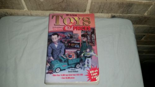 Huge 1997 4th edition Toys & Prices Book 1843-1995 Over 18,000 Listings