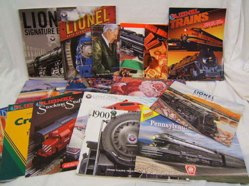 Lot of 16 Lionel Catalogs & Brochures 1990's & 2000's Color Illu.VGC