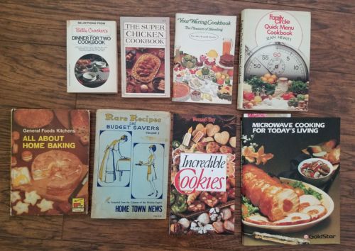 LOT OF 8 COOKBOOKS BLENDING RARE BUDGET BETTY CROCKER FAMILY CIRCLE MICROWAVE