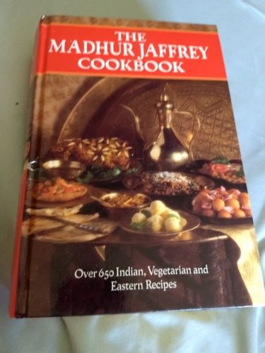 Madhur Jaffrey cookbook 1992 650 recipes