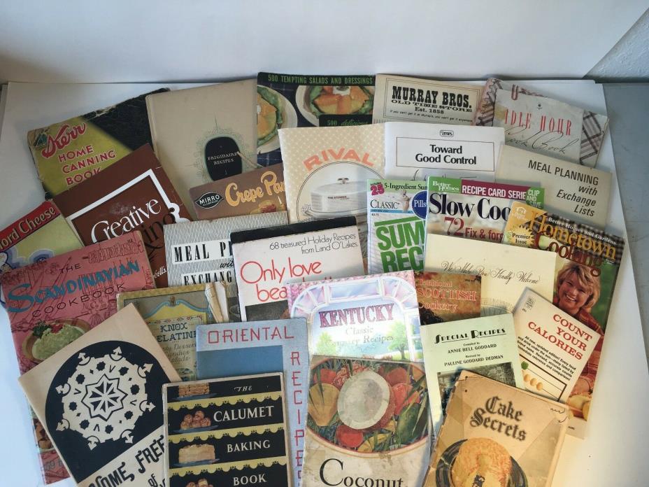 VINTAGE SMALL COOKBOOKS LOT OF 28