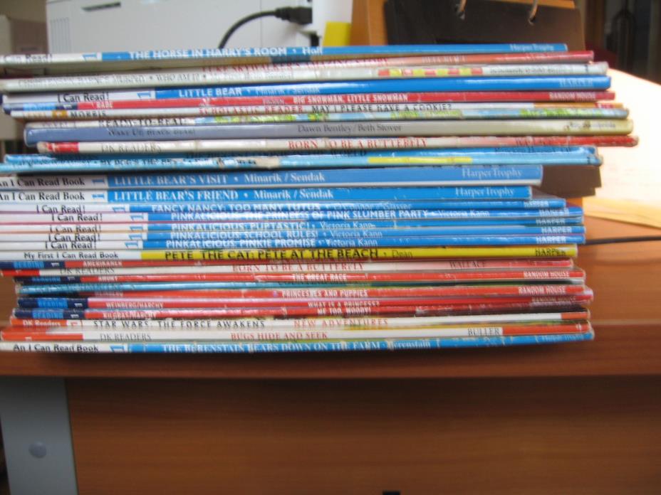 lot: 35 LEVEL 1 READERS(I Can Read, Step into Reading, DK Readers, Hello Reader!