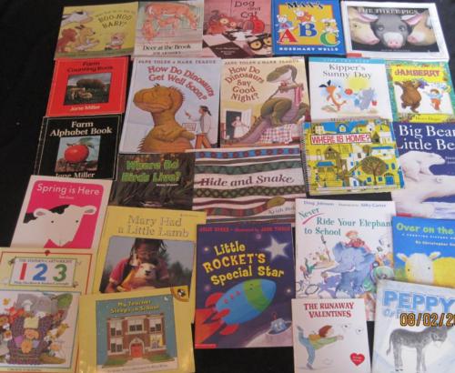 LOT of 25 Kids picture books Teacher's lot Scholastic Alphabet 1 2 3 numbers f11