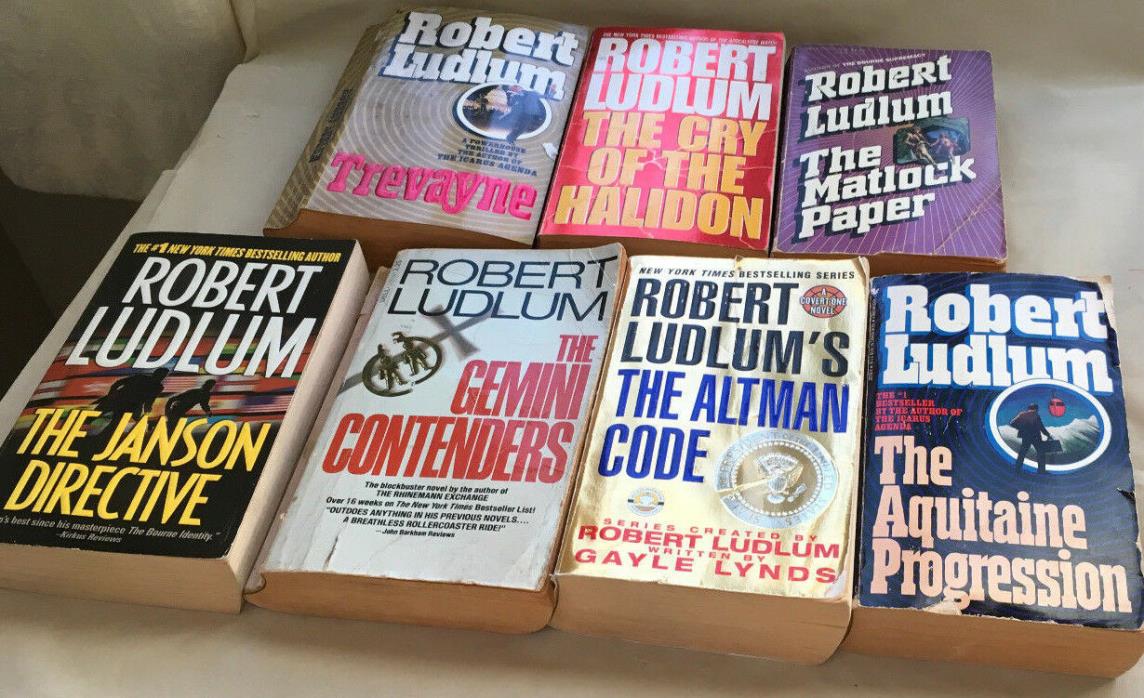 7 Robert Ludlum Novels (Trevayne/Matlock Papers/Altman Code/Janson Directive) +