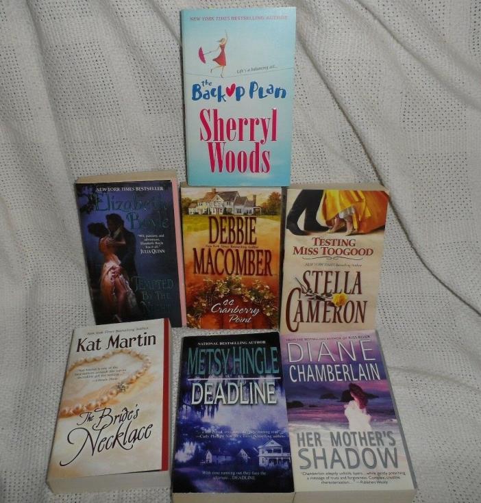 Romance & Mystery Novels Lot of 7 Chamberlain, Cameron, Martin, Macomber, ++