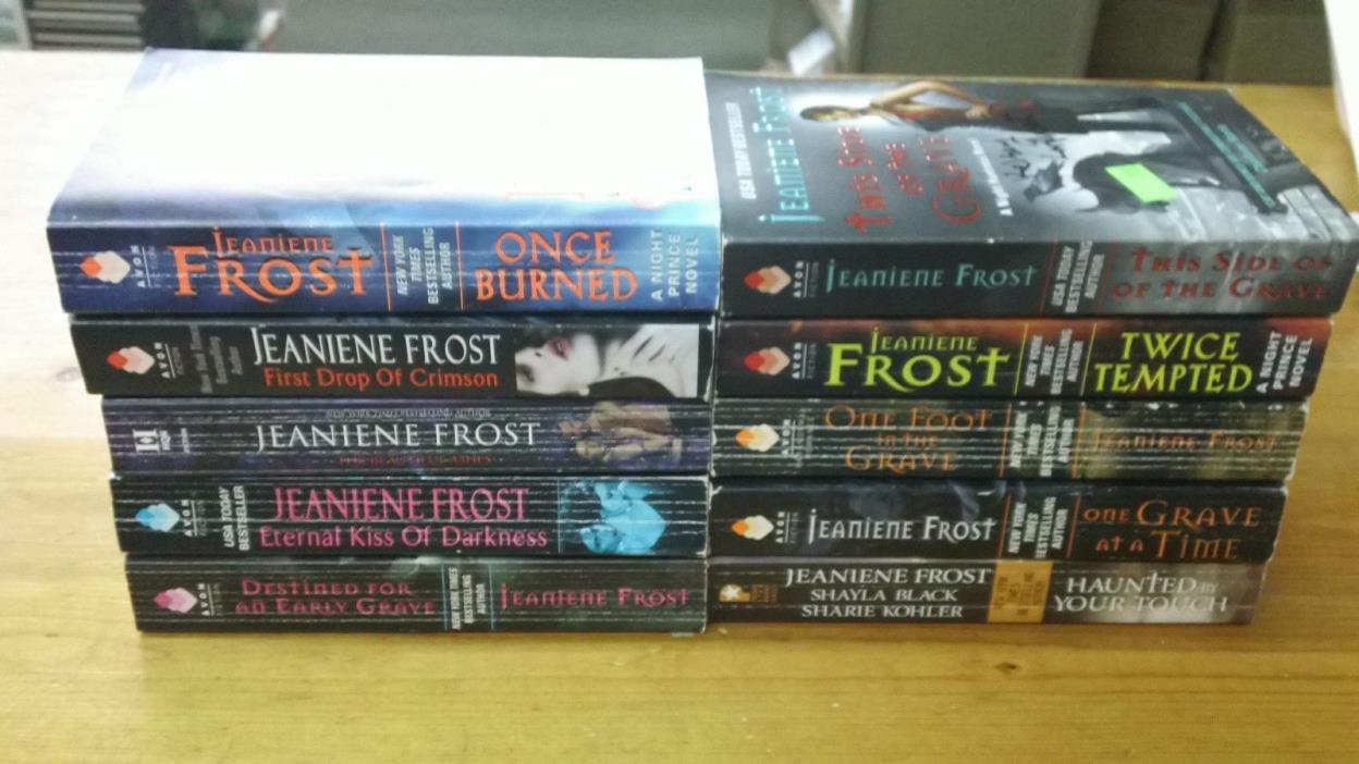 10-Jeaniene Frost Paranormal Romance pb Book Lot!! Night Huntress/Night Prince