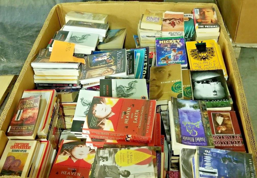 1 Pallet Of Unsearched Used Paperback Books Wholesale