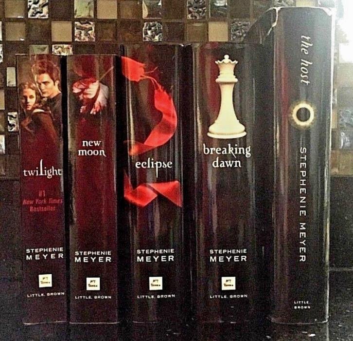 Twilight, Breaking Dawn, Eclipse, New Moon, & The Host - Stephenie Meyer - 5 Bks