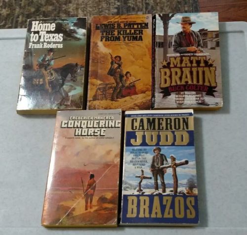 Lot Of 5 assorted Western Paperback Book